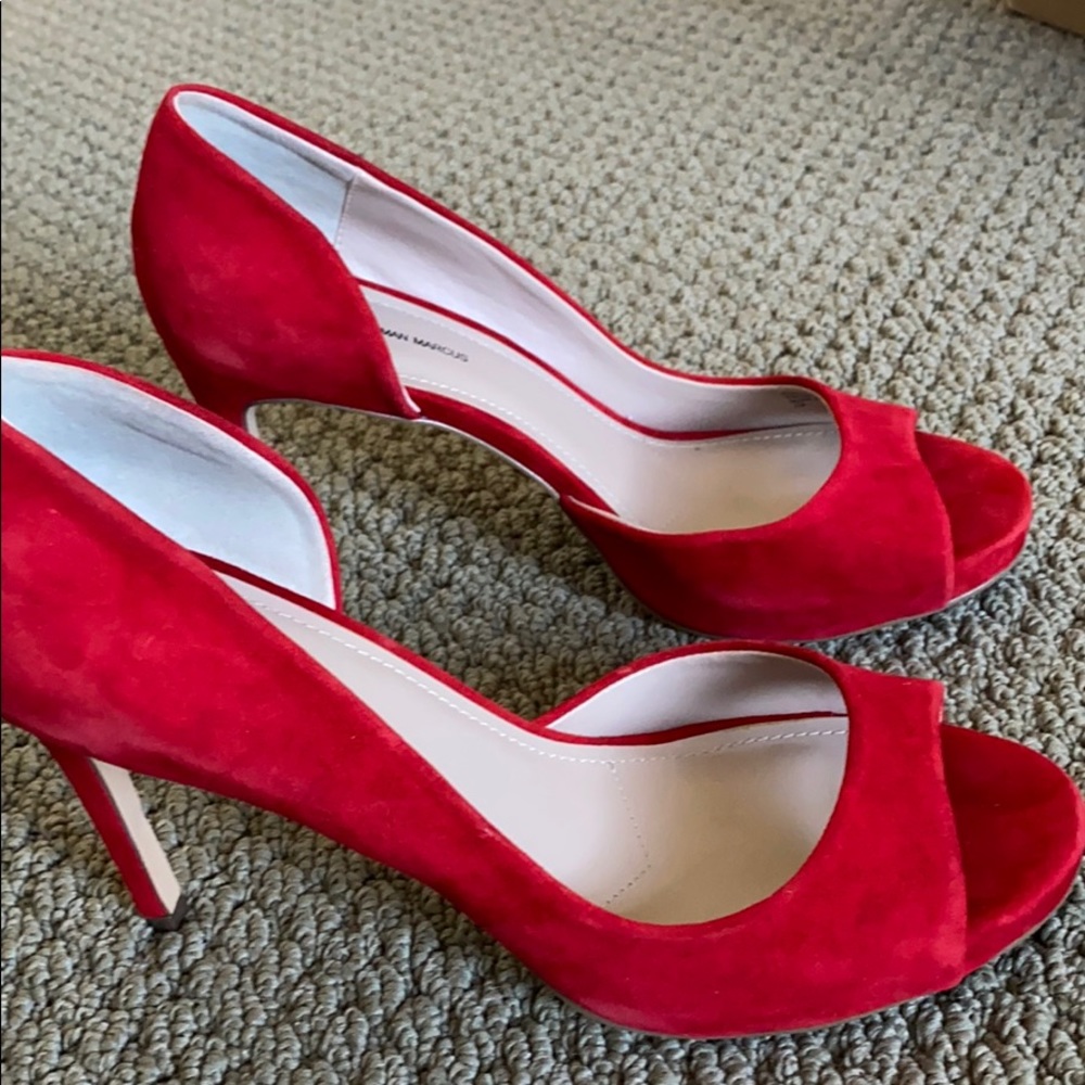 Neiman Marcus Quenna Scalloped Suede Pumps - Picture 3 of 4